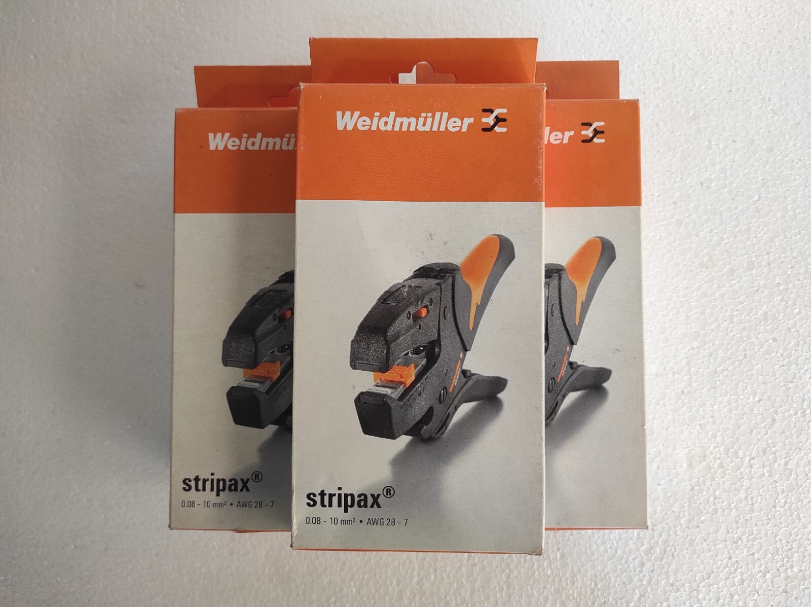 admin/uploads/uploads/Weidmuller 9005000000 stripax_4.webp